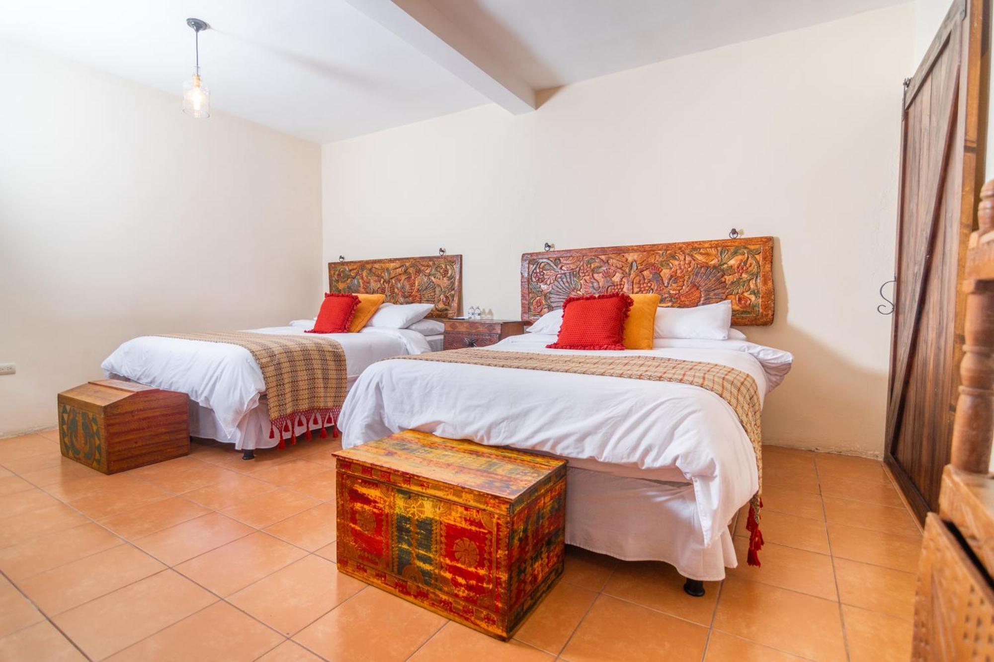 Santa Margarita Bed & Breakfast Antigua ภายนอก รูปภาพ